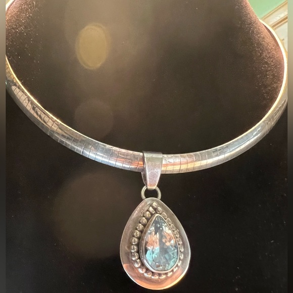 Blue Topaz & Sterling Pendant - Picture 6 of 6